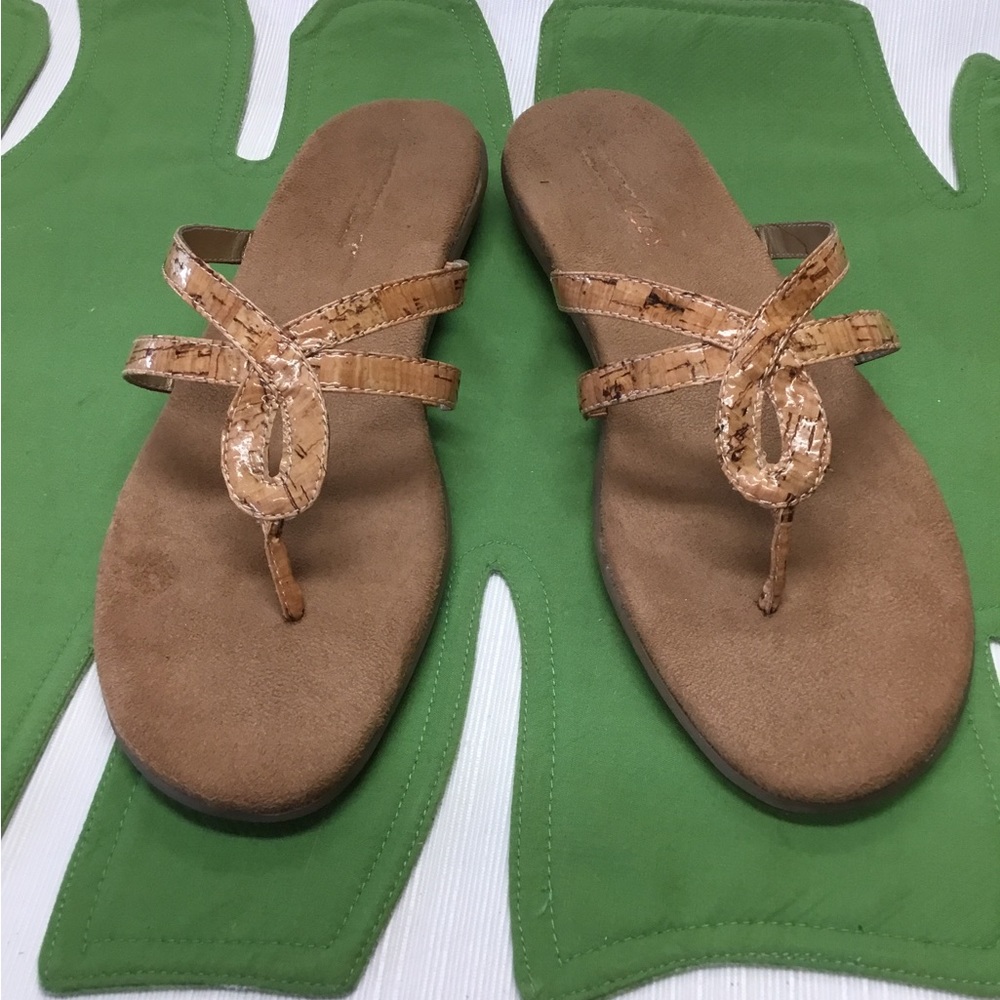 Aerosol’s Good Looking Tan Thong Sandals.